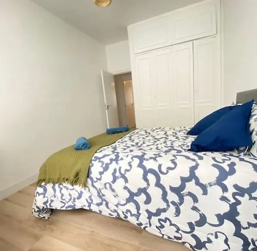 Precioso Piso En Deusto アパート ビルバオ